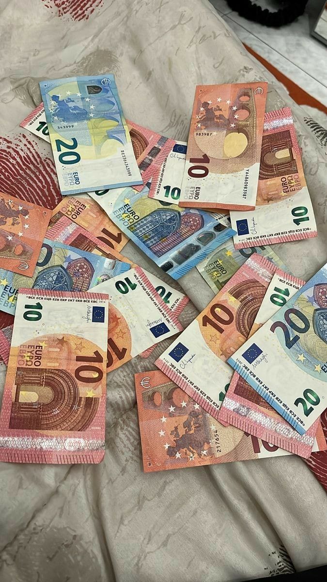 WE PRINT PRODUCE TOP QUALITY PROP COUNTERFEIT MONEY.WE HAVE Available EUROS DOLLAR, POUNDS, EUROS AND OTHER CURRENCIES  SHALL